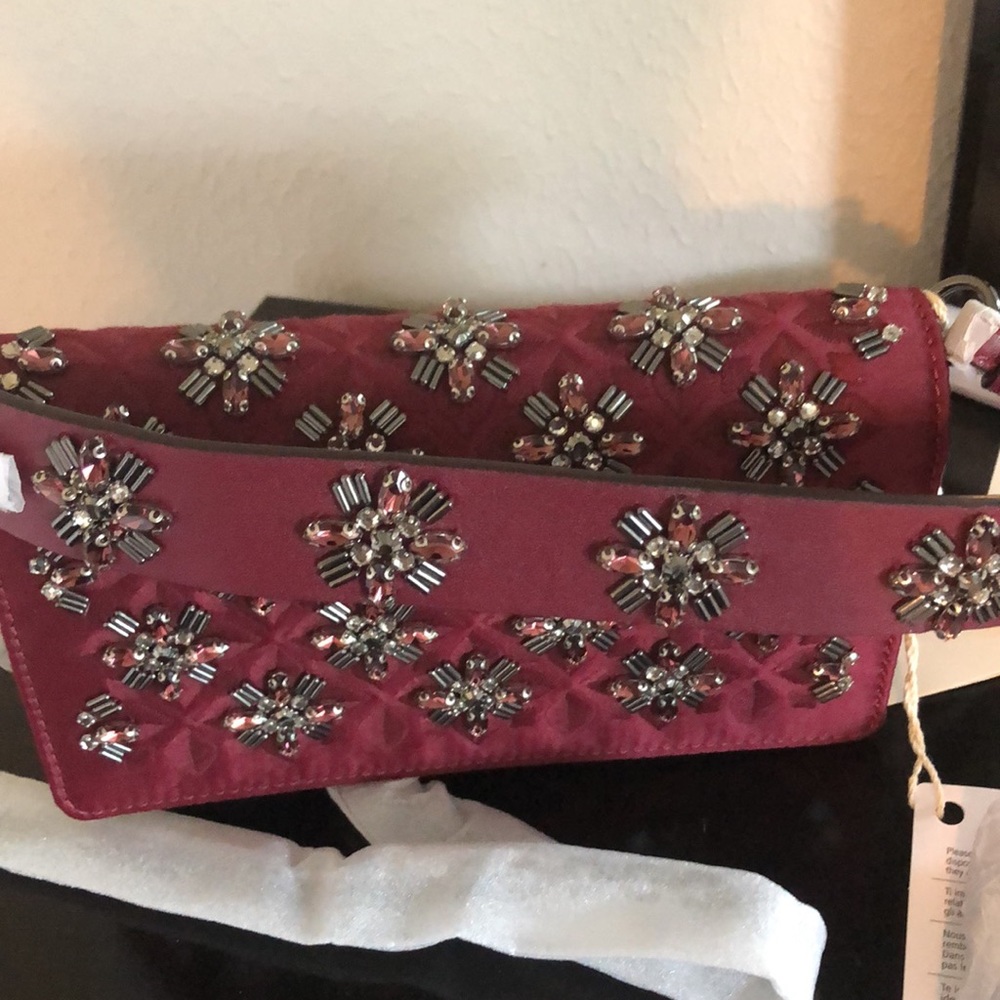 New Tory Burch embellished bag - Picture 14 of 14